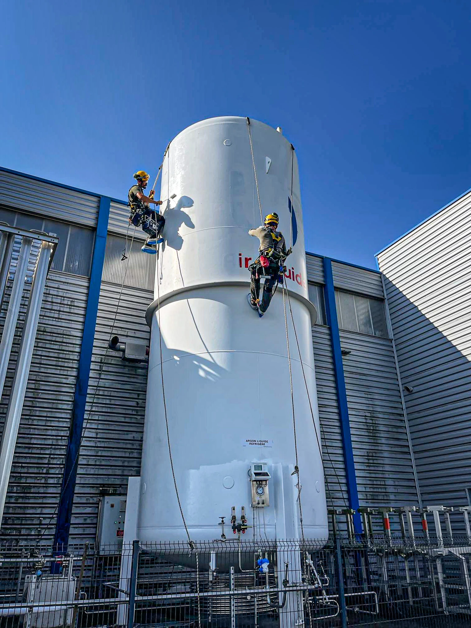 Intervention de cordistes MS Access pour comme un sou neuf chez PROTECH LAV à Marmande (industrie) – 3